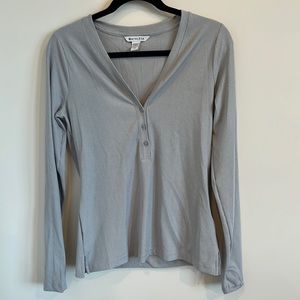 Long sleeve athleta shirt